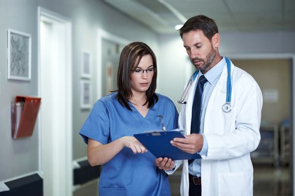 Panel of doctors offering second medical opinion